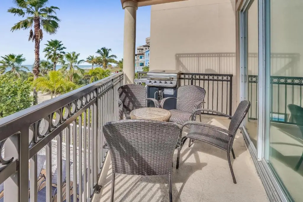Seaclusion Beach Townhome