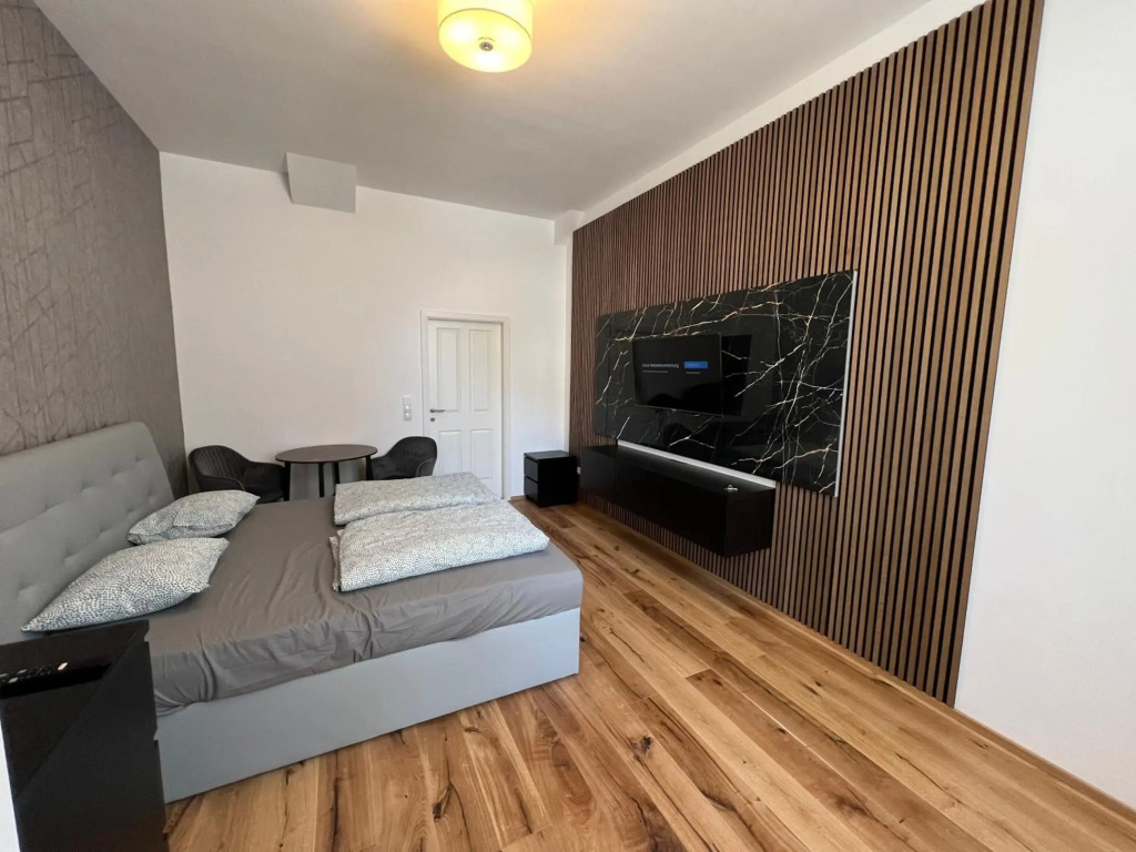 City Apartment 1