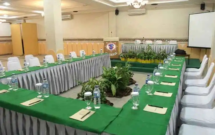 Hotel Tiara Surya Syariah