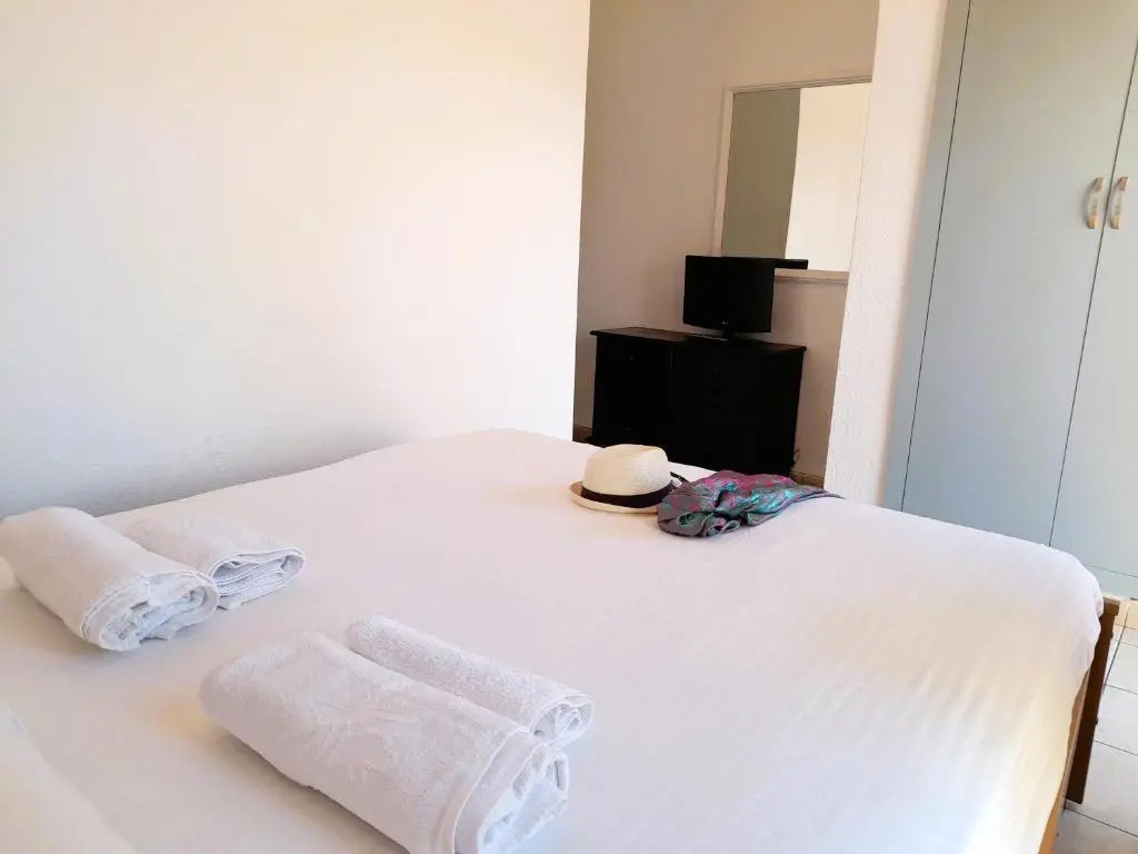 Fantastic 3 Bedrooms MAREVERDE, WIFI free