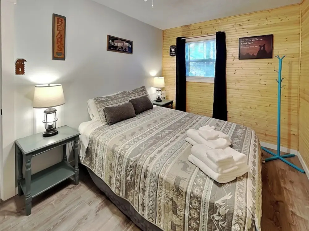 The Elk Meadow Cozy Cabin by Ruidoso Vacation Rentals