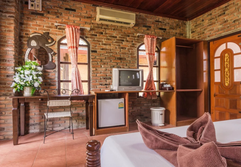 Raks Thai Resort