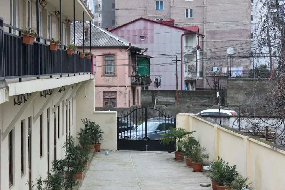 Отель Hotel 7