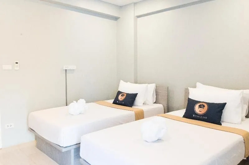 Roomquest Don Muang Airport