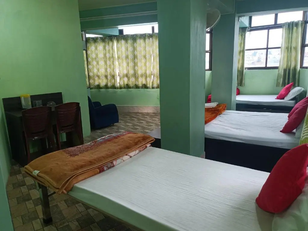 Kusum Hotel And Restaurant