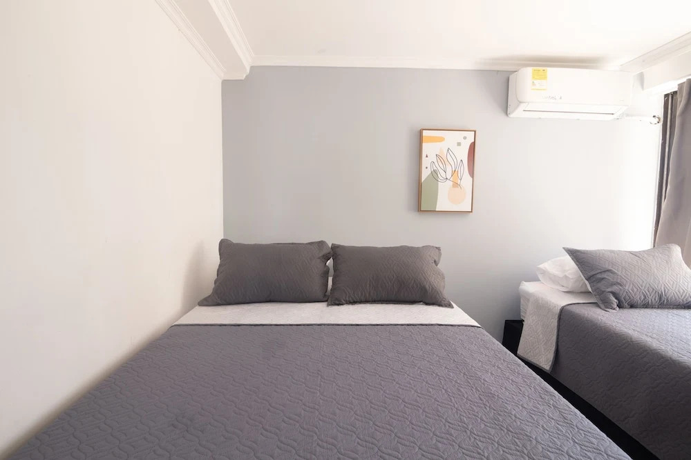 Penthouse con Piscina Privada El Laguito
