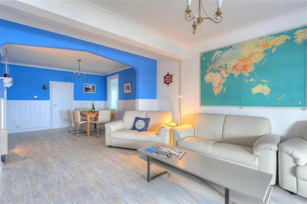 2 Harbour Heights