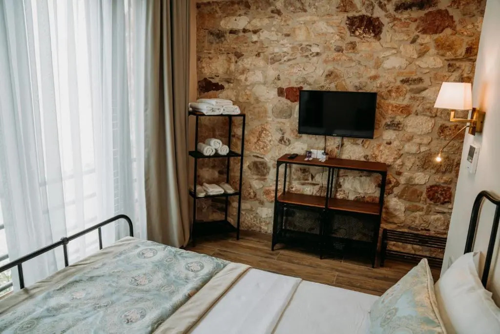 Nills Stone House otel