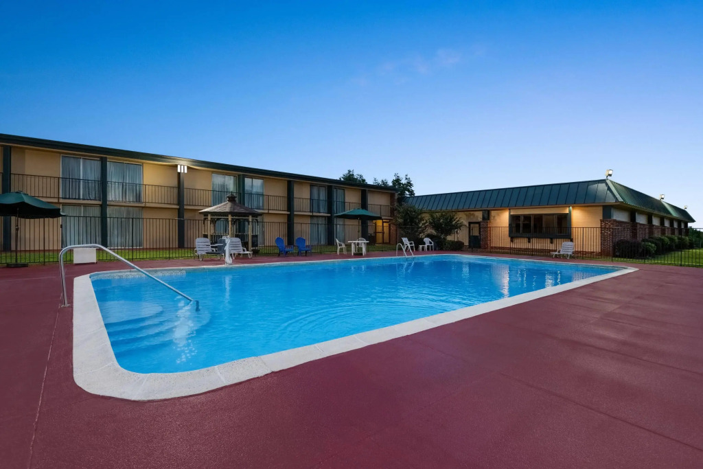 Baymont by Wyndham Salem Roanoke Area