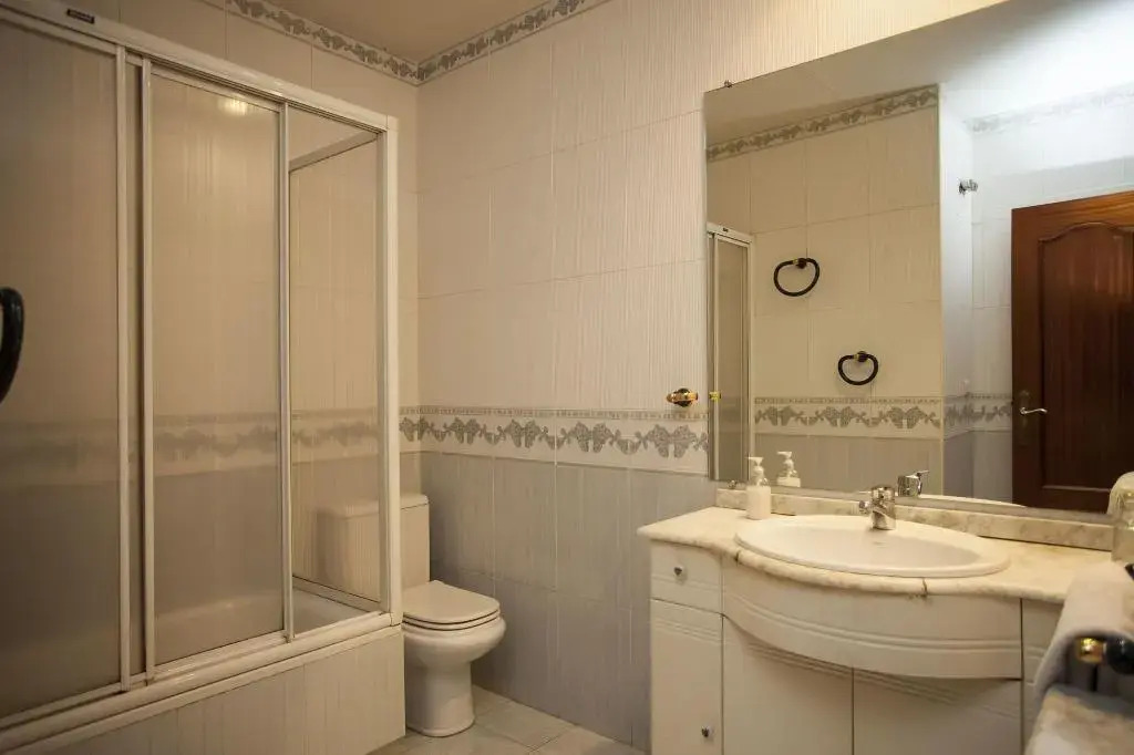 Armesto Rooms