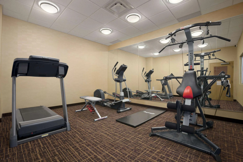Days Inn & Suites by Wyndham Winnipeg Airport Manitoba