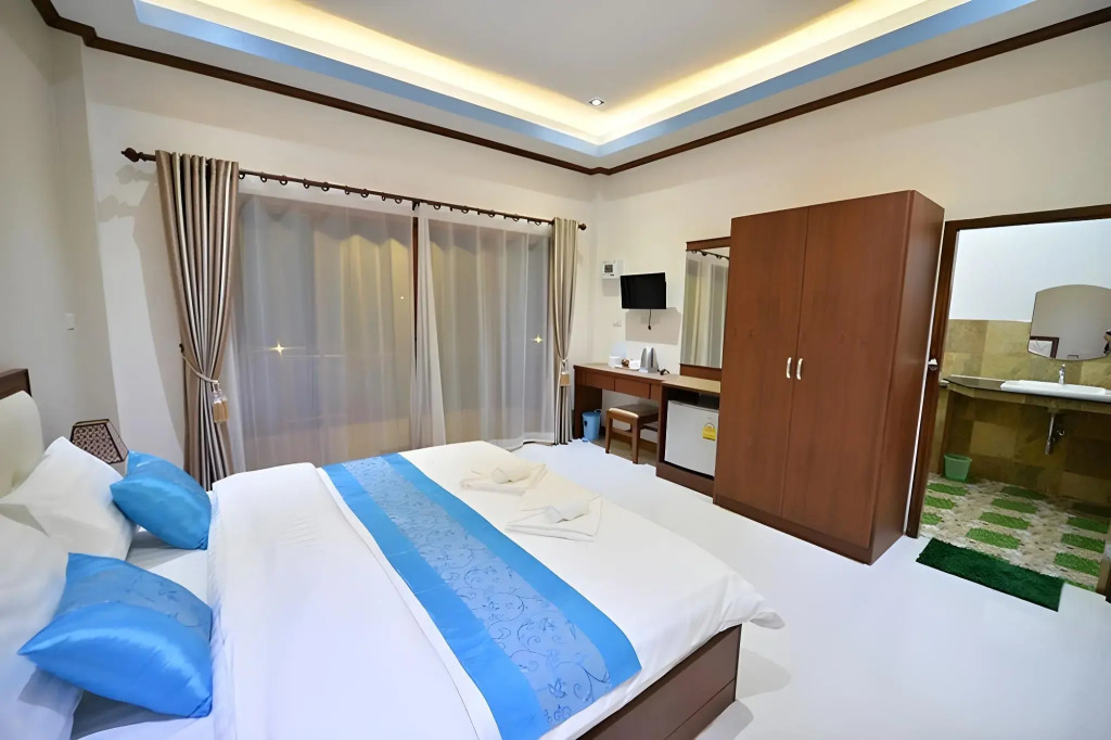 Dusit Phuphaya Resort