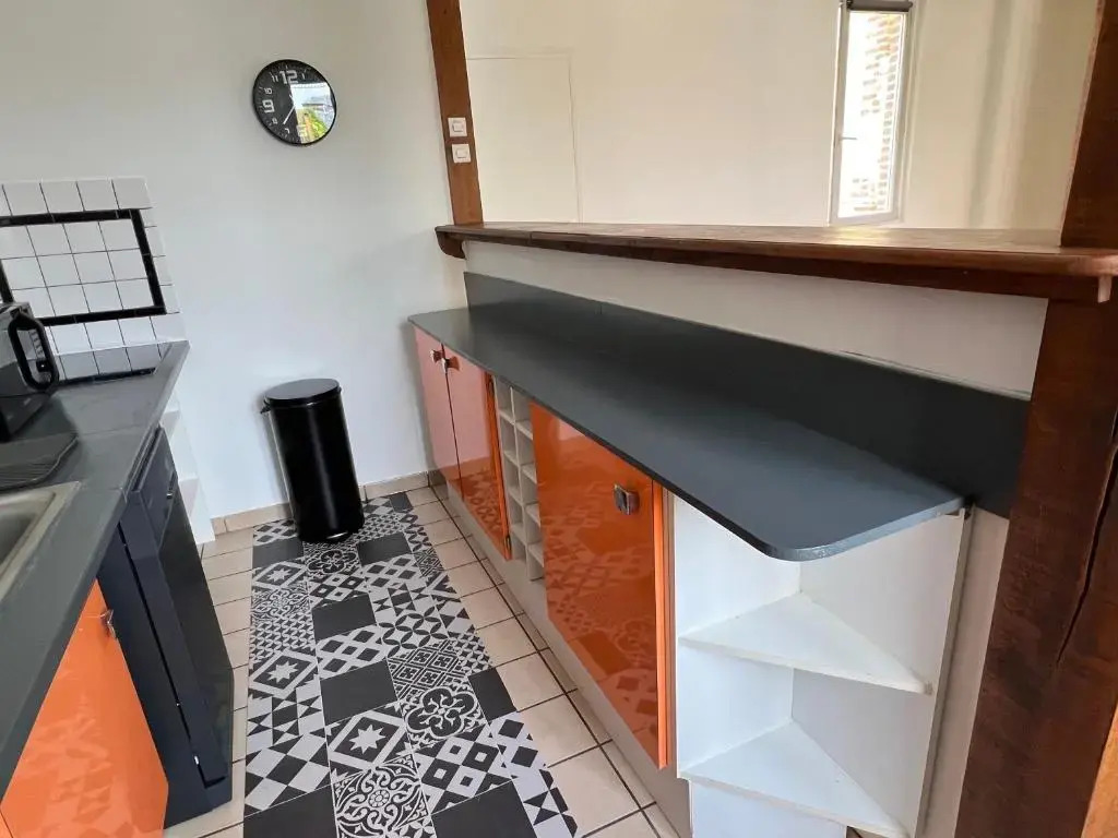 Beau 2 pièces Quartier Brindeau à 10 min à pied des Docks et 20 min de la Gare - Les Appartements Océane