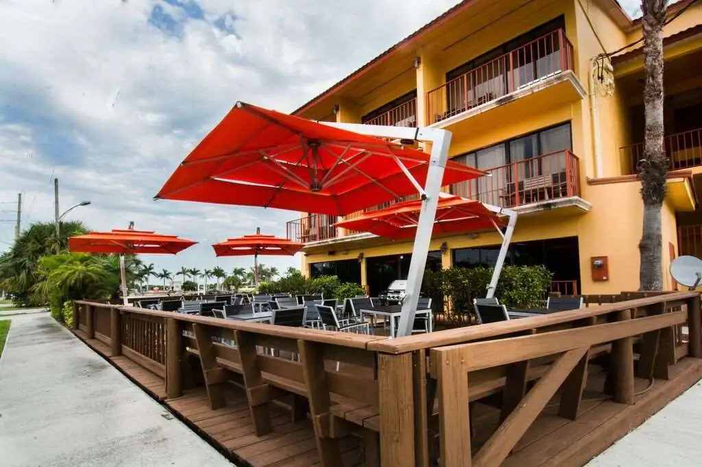 Royal Inn Beach Hutchinson Island