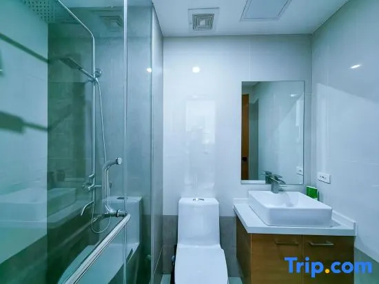 Citispace 1BR Suite at Sunshine100 Near BGC #SS06