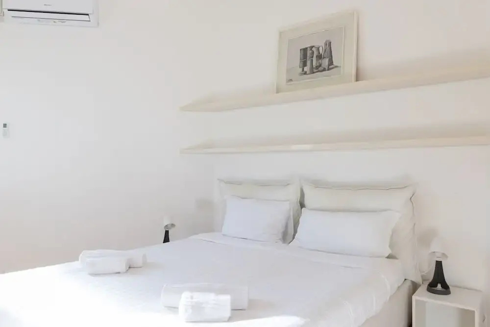 Welcoming Flats by Lake Como