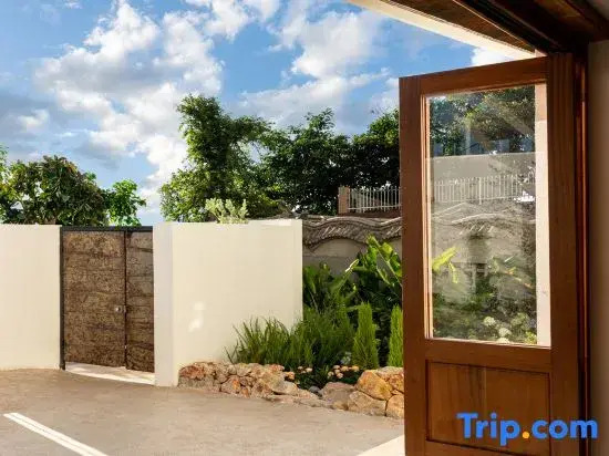 "Seaside·Dali Ocean View Garden Villa (Dali Airport & High-Speed Rail Station Branch)