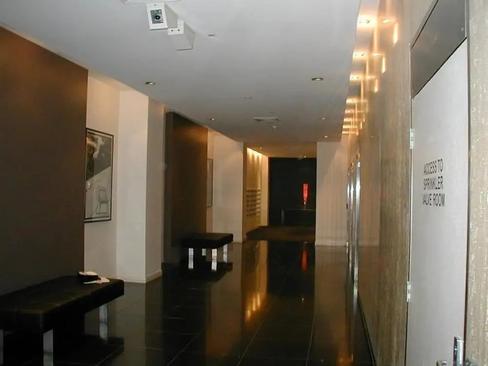 Plum Collins Street Serviced Apartments