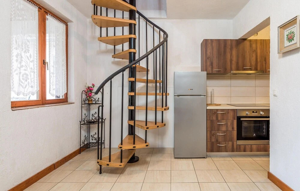 Amazing Home in Karlobag With 3 Bedrooms and Wifi