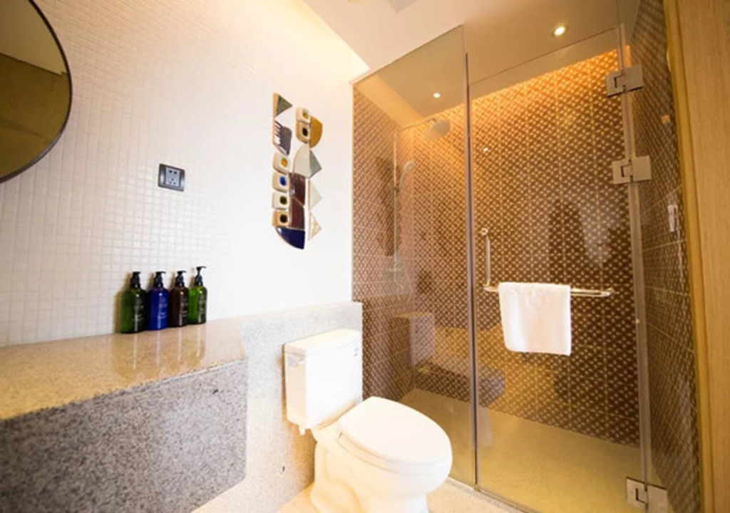 Ceramics International Hotel