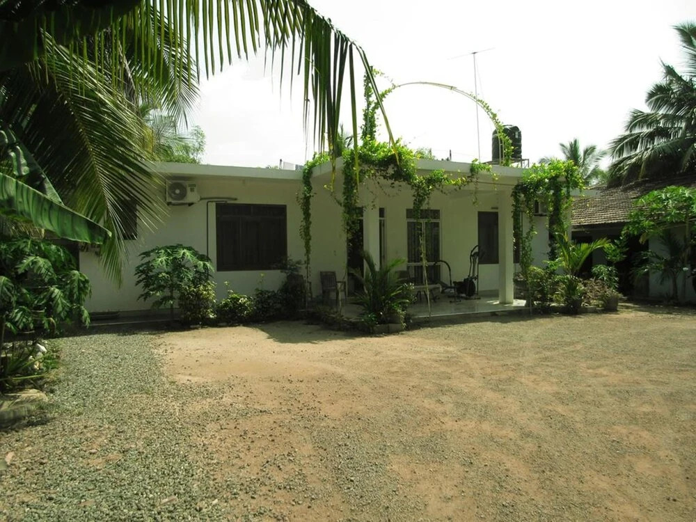 Yoho Aradhana Holiday Home