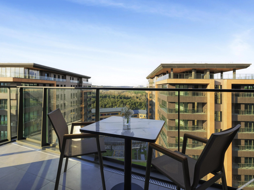 Movenpick Living Istanbul Camlivadi