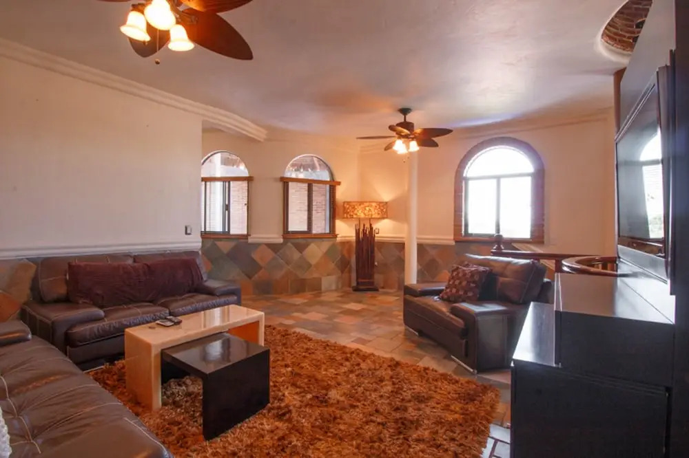 Casa Fibba 4 BR by Casago