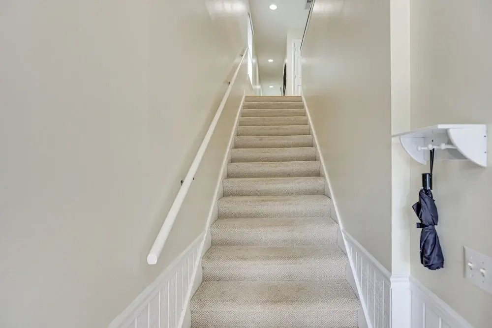 4 Mi to Beaches: St Simons Island Escape w/ Patio!