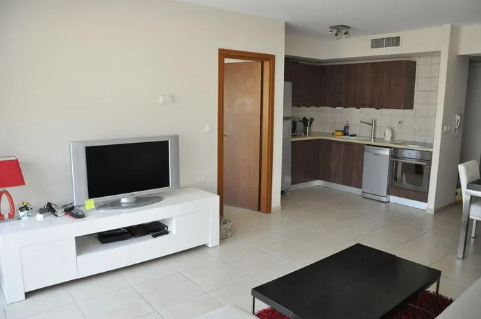 Hosteeva Marina Luxury Suite