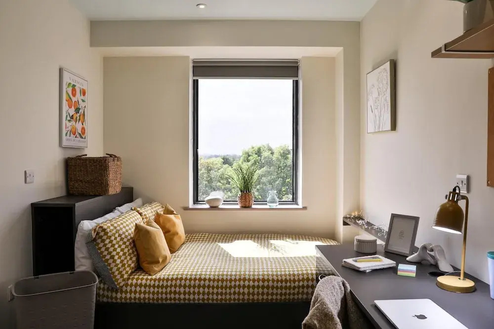 For Students Only - B16 Accommodations in Birmingham