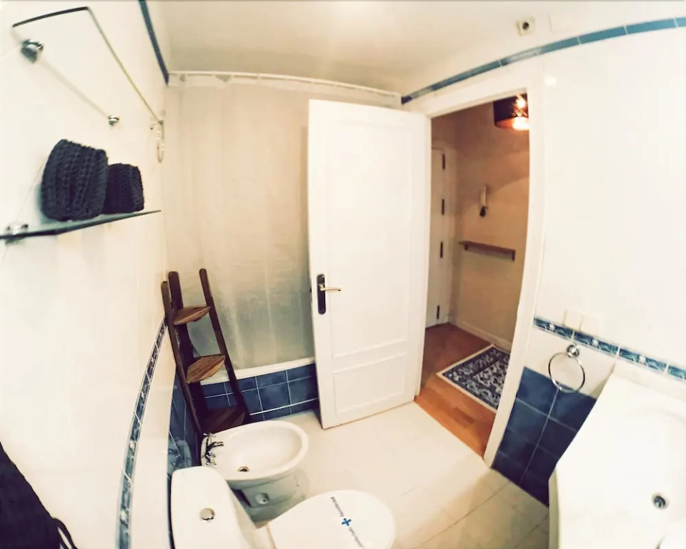 Lollipop Flats City Center Petite Suite III