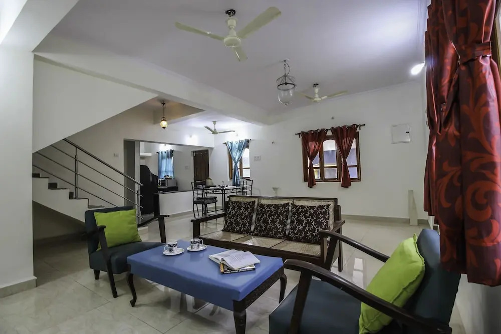 OYO 10742 Home Spacious 4BHK Villa Mapusa
