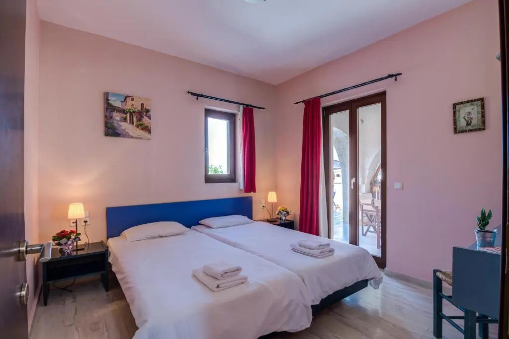 Crete Essence Villas - Lagkada