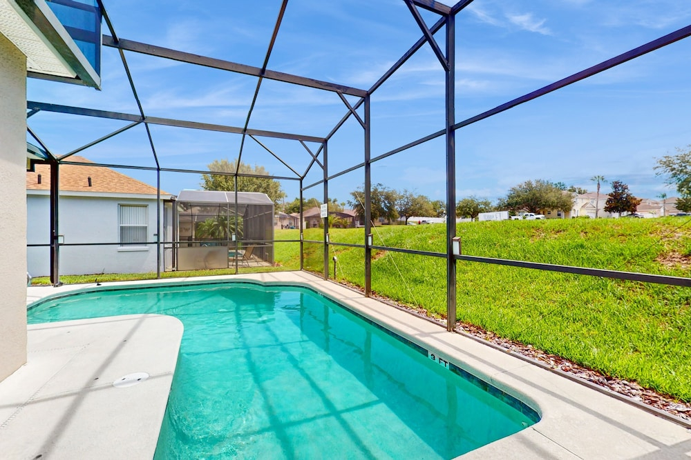 Single-story Home With Private Pool, Wifi, Central AC, WD and Full Kitchen