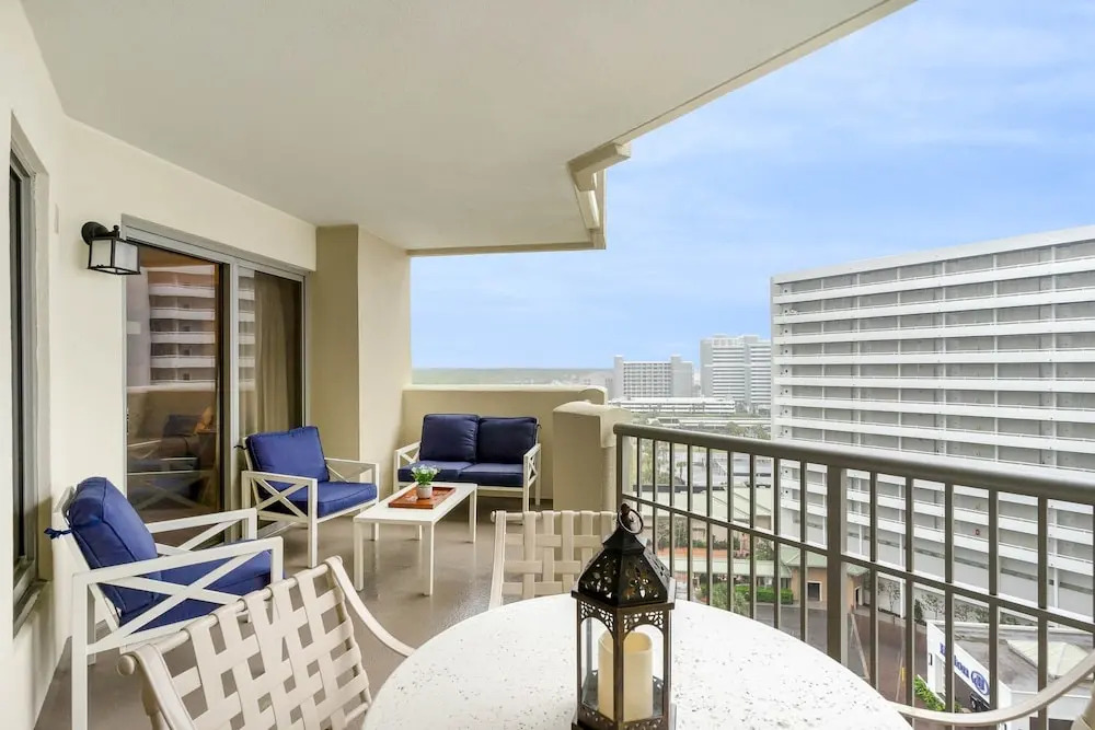Ocean View 3 Bedroom Unit at Royale Palms-907 3 Condo