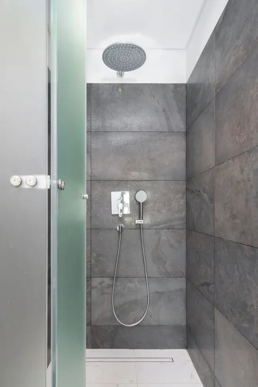 The Boulevard Prime Location & Timeless Luxury