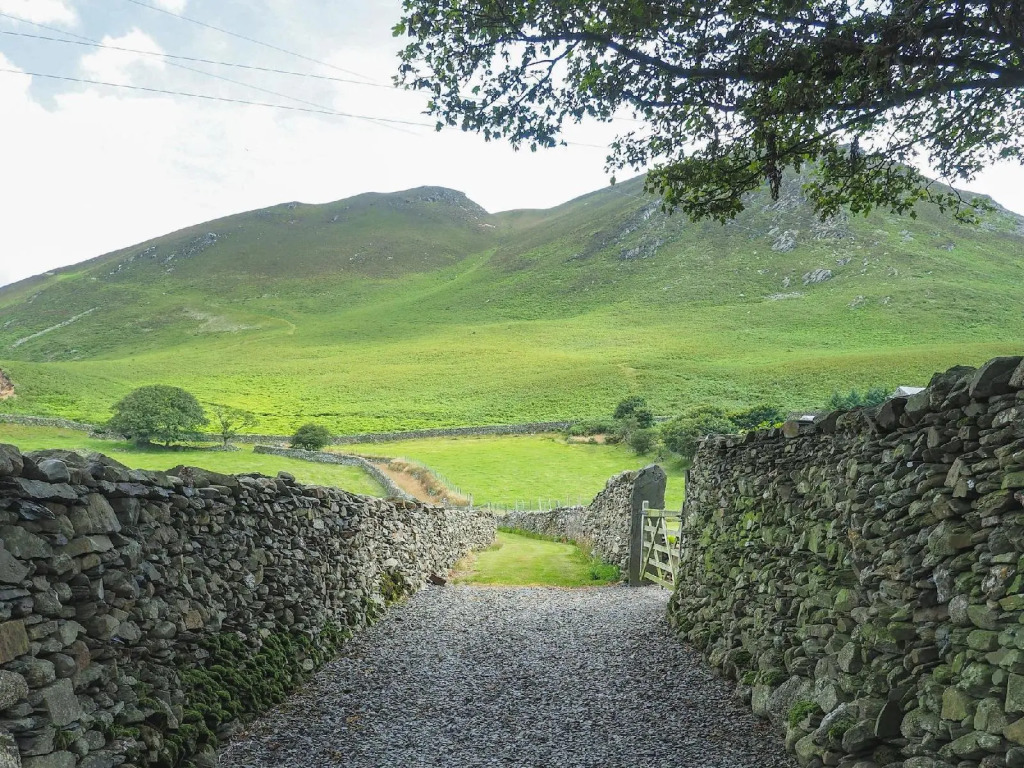 The Wayside and Whisky Barn