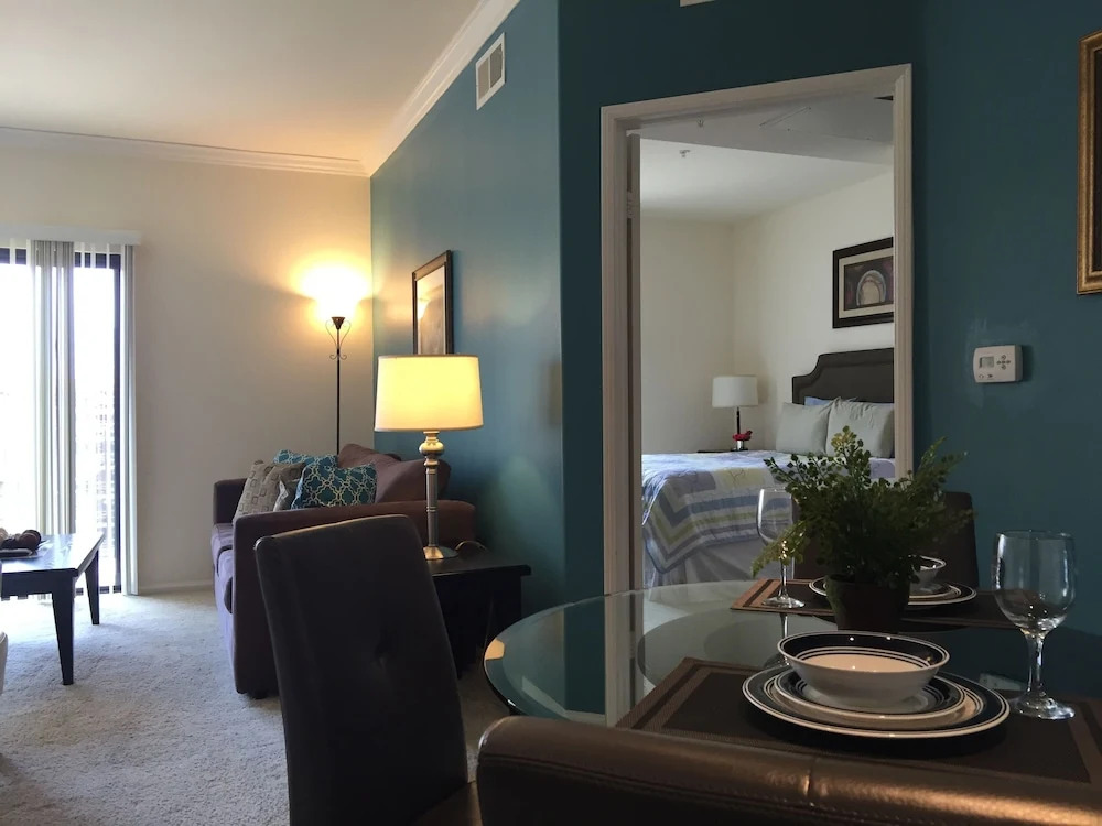 Sunshine Suites at 616 St. Paul