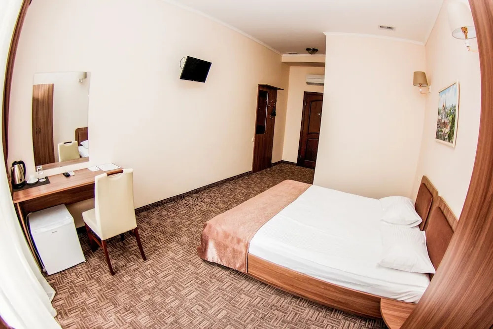 Отель 52