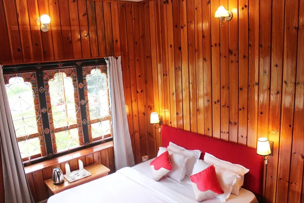 Pinewood Experiential stay and Hideouts