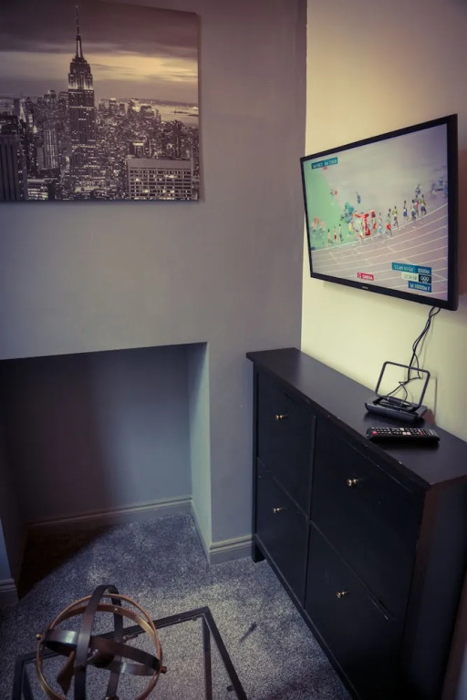 Warren st Apt