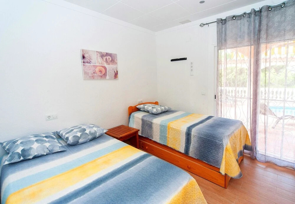 Villa With 5 Bedrooms in El Mas Fumats, With Private Pool, Enclosed Ga