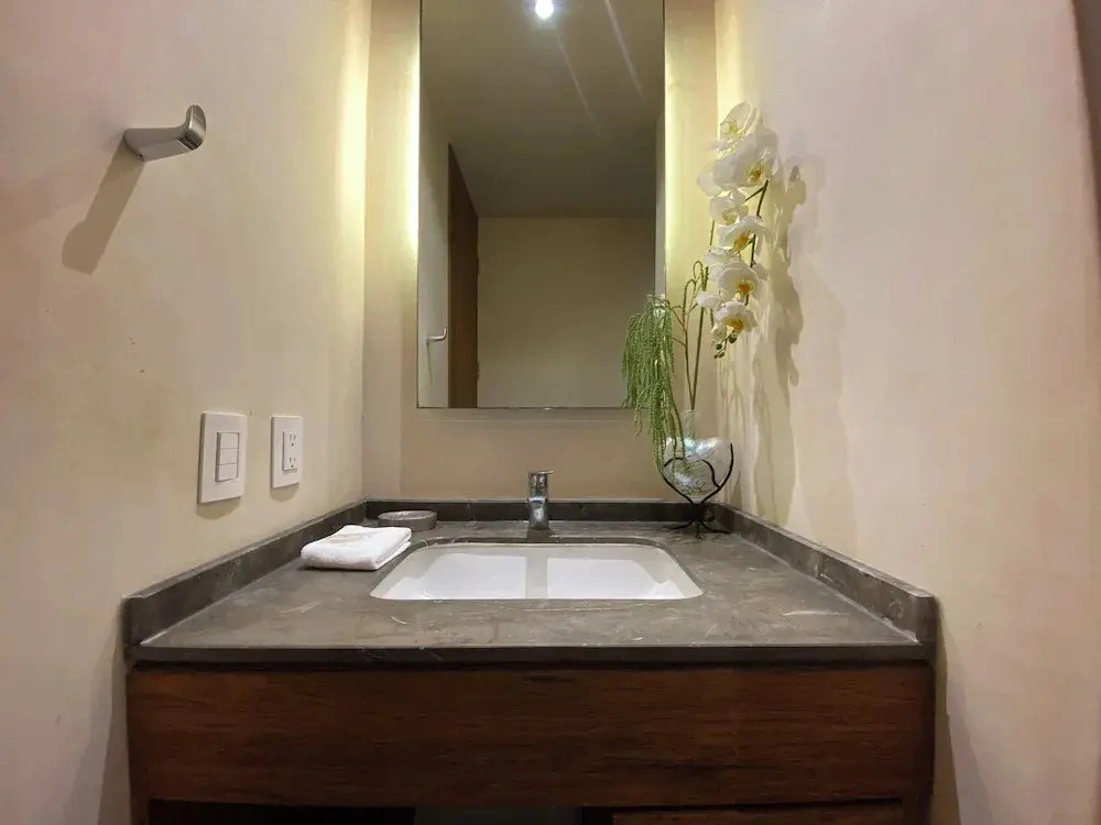 Sabor a Miel: Steps from the Beach & 5th Avenue