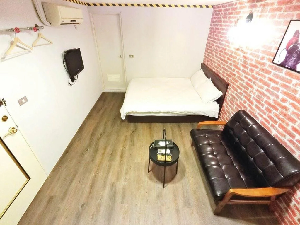 Mini Hostel