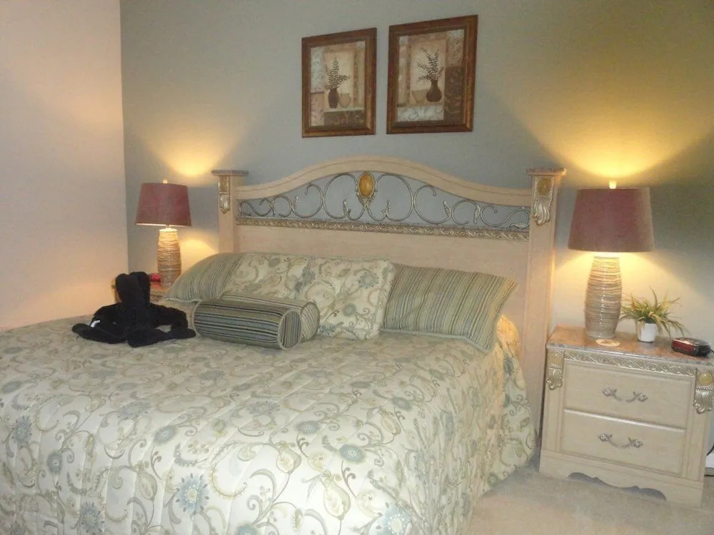 6BR Bridgeford Pool Home 416 by OVRH