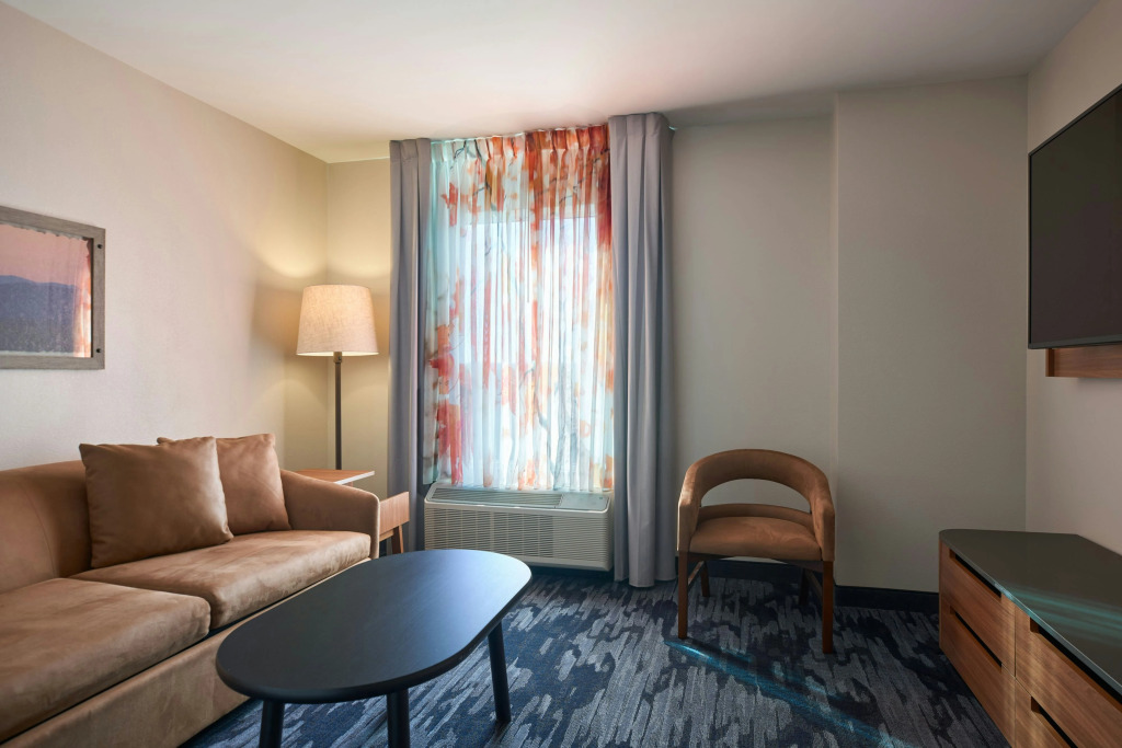 Fairfield Inn and Suites by Marriott Winchester