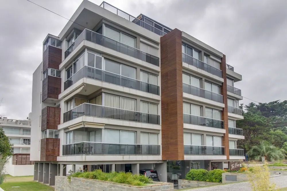 Apartamento con piscina compartida The Point I