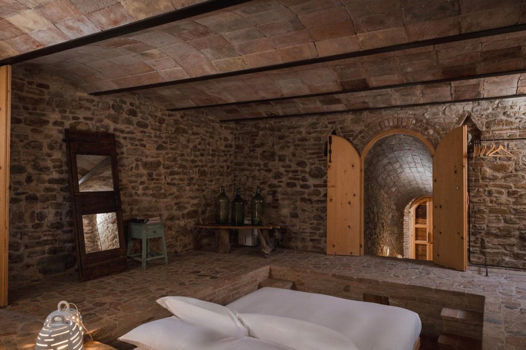 Castello di Granarola
