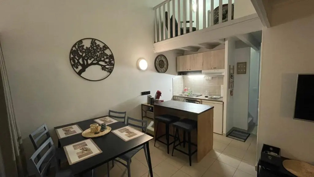 Appartement les 3 caps avec piscine et vue mer