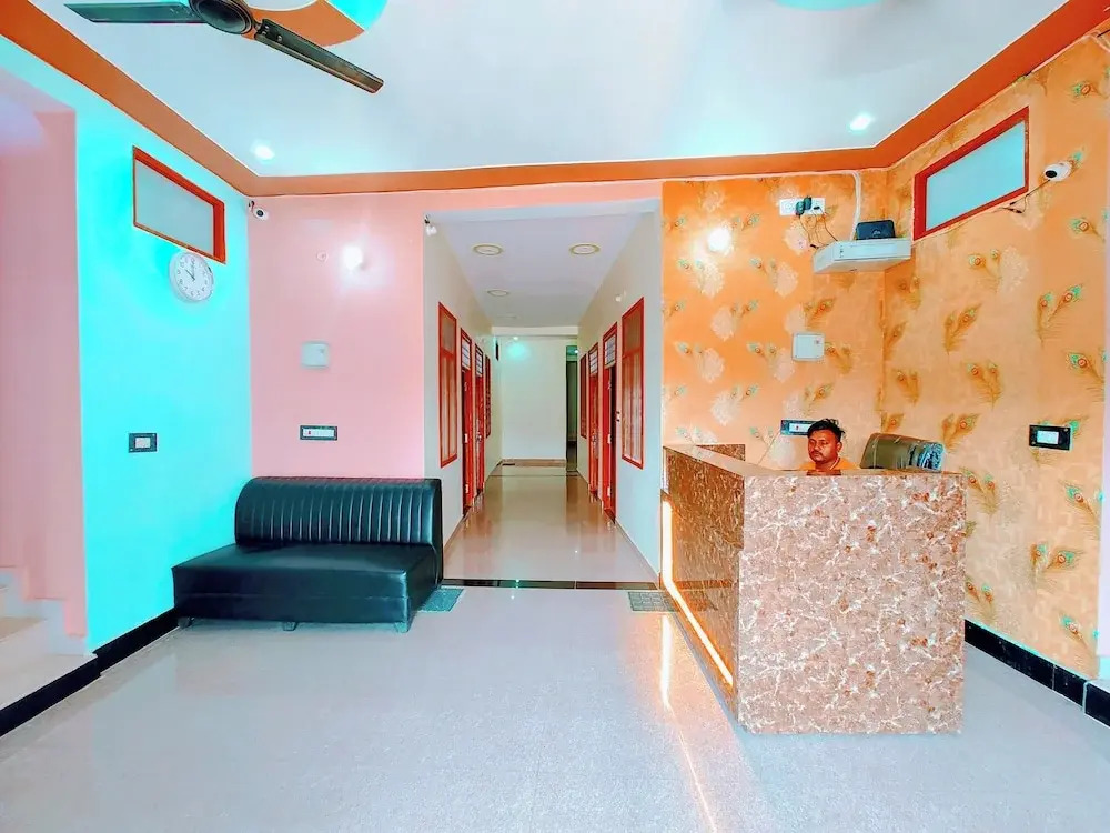 Hotel Raghukul